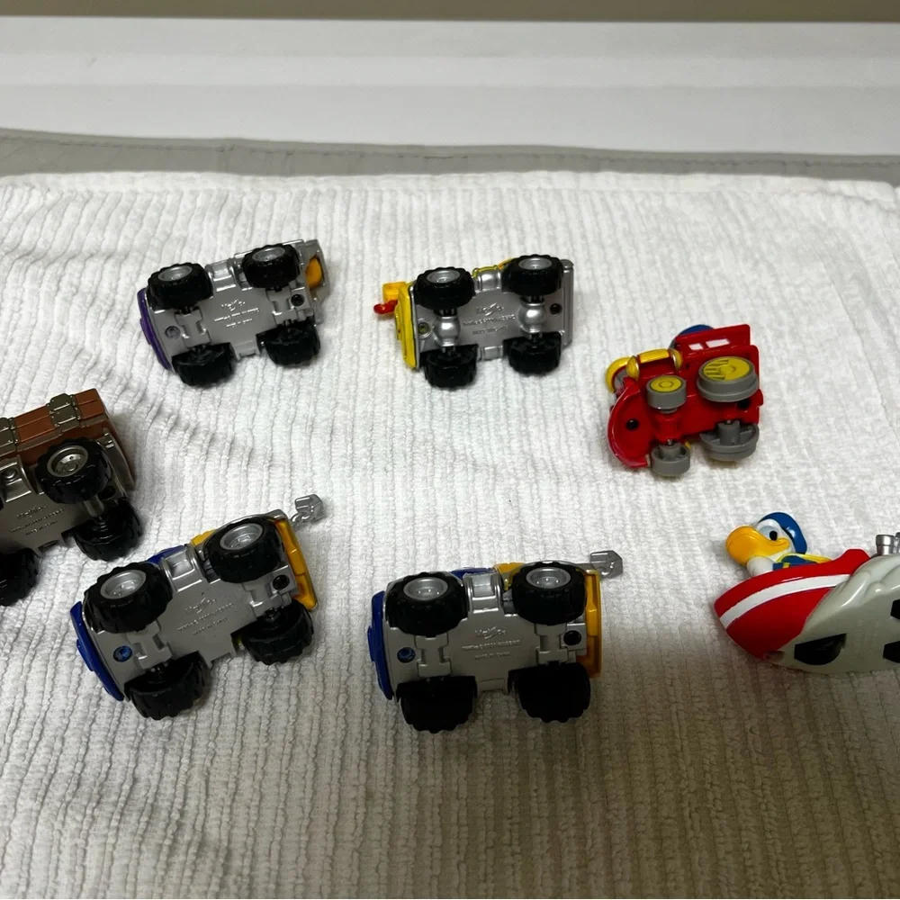 Vintage Maisto Tonka Hasbro Die-cast Set of Six from 2000 & 2001 & Free Disney - Picture 6 of 16